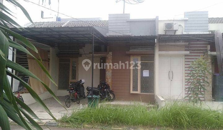 Dikontrakkan Rumah 2 Kamar Tidur depan RSUD Karawang Barat 1