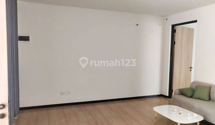 Dikontrakkan Rumah 2 Lantai 4 KT& 3 KM di KIIC Karawang  4