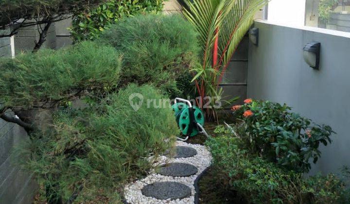 Dijual Rumah 3 Lantai 6 Kamar Tidur Telukjambe di Karawang  13