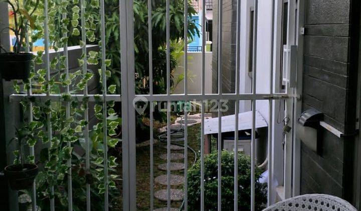 Dijual Rumah 3 Lantai 6 Kamar Tidur Telukjambe di Karawang  20