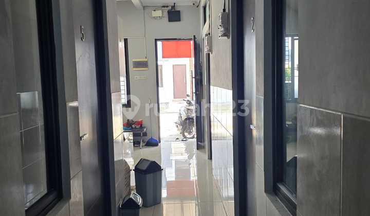 Dikontrakan 1 Unit Rumah 10 Kamar Tidur 10 Kamar Mandi Di Karawang Rumah Bagus SHM di Rukos Columbus, Columbus Residence, Sukaharja, Telukjambe Timur, Karawang, Jawa Barat, Indonesia, 41361, Telukjambe Timur 2