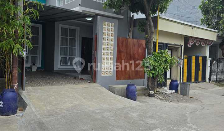 Dikontrakan Rumah 2 Lantai 3 Kamar Tidur 3 Kamar Mandi Di Telukjambe Karawang 2
