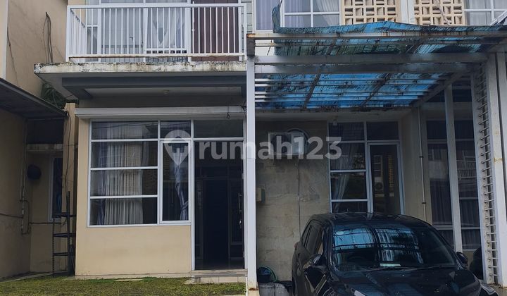 Rumah 2 Lantai Dijual di Karawang Green Village 2 .