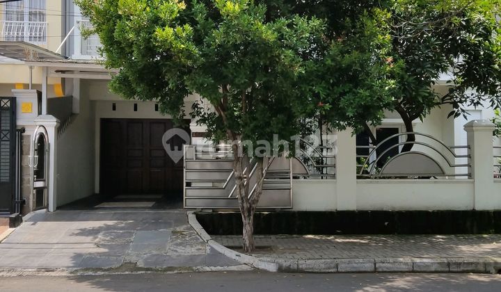 For Sale, Move-in Ready House with 4 Bedrooms and 4 Bathrooms in Karawang. 1