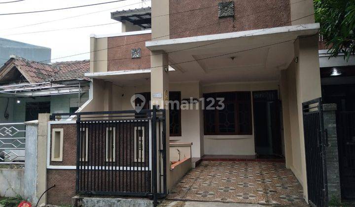 Dikontrakan Rumah 2lantai 3kamar Tidur 2kamar Mandi Dikarawang 1