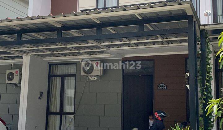Di Kontrakan Rumah 2lantai 2kamar Tidur 2 Kamar Mandi Di Karawang 1