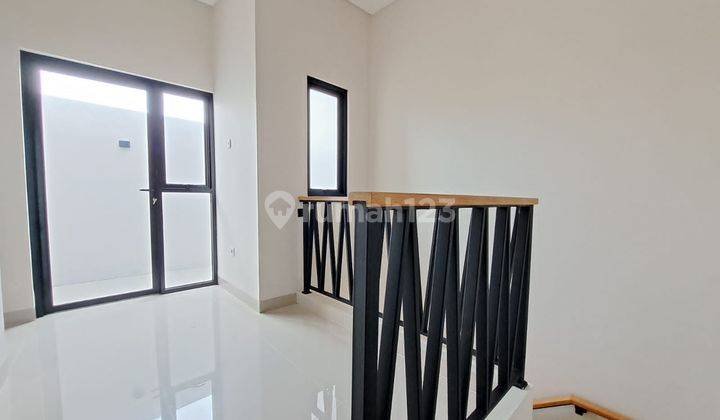 Rumah Ready 2 Lantai Lokasi Strategis Bebas Banjir Mustika Jaya 4