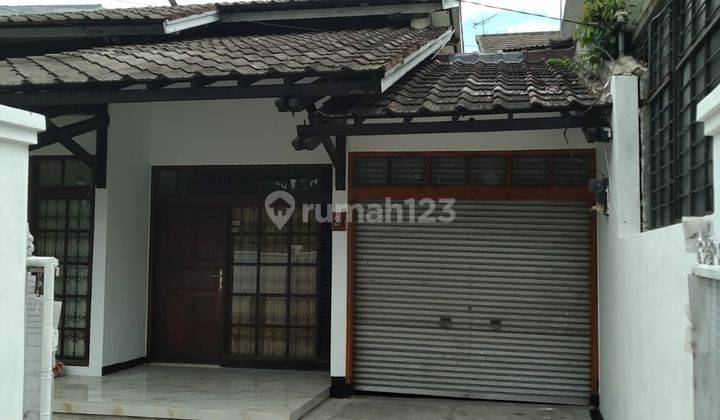 Disewakan Rumah Cantik Siap Huni Strategis di Suryalaya Bandung 9