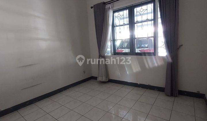 Disewakan Rumah Minimalis Terawat Kota Baru Parahyangan Bandung 2