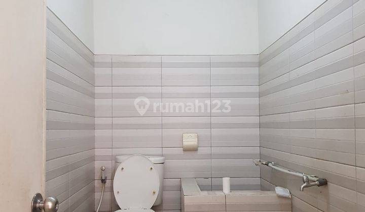 Rumah Dijual Bagus Untuk Usaha Strategis di Turangga Bandung 1