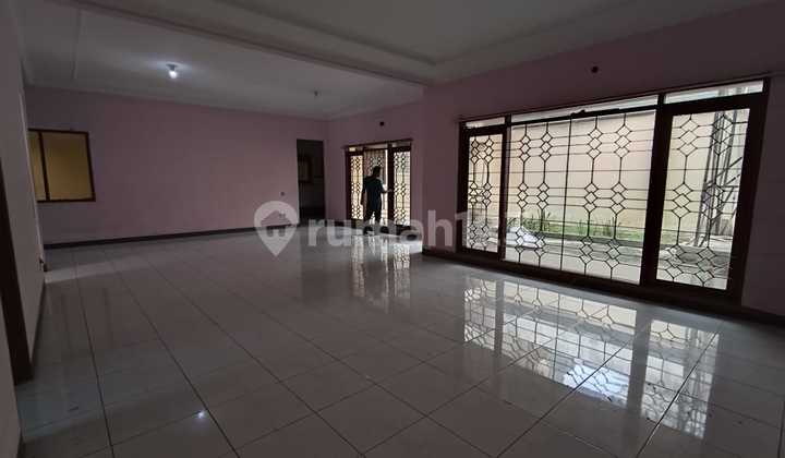 Disewakan Rumah Cantik Terawat Tengah Kota di Mekar Wangi Bandung 2