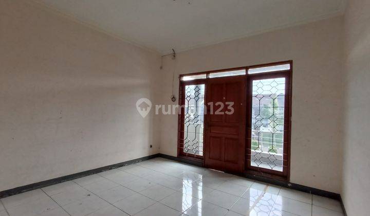 Disewakan Rumah Cantik Terawat Tengah Kota di Mekar Wangi Bandung 11