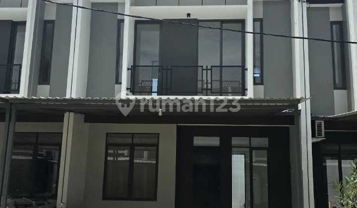 Dijual Rumah Baru di Cluster baru di Taman Kopo Indah Bandung Dijual Rumah Baru di Cluster baru di Taman Kopo Indah Bandung
