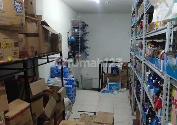 Dijual Ruang Usaha BAgus Lokasi Strategis di Sarijadi Bandung