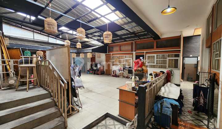 Dijual Nego Sampai Jadi Ruang Usaha Strategis di Gatsu Bandung