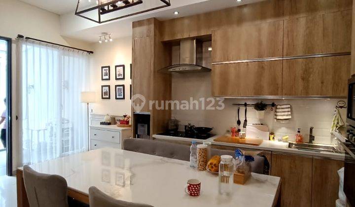 Dijual Rumah Cantik Minimalis Modern di area SetraSari Bandung 1