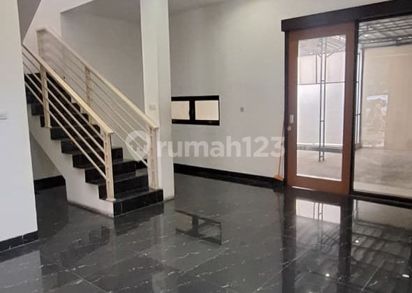 For Rent Negotiable Nice 2-Story Strategic House in Cimahi Bandung