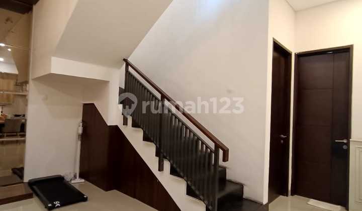 Dijual Cepat Rumah Minimalis Modern di Daerah Setra Sari Bandung 2