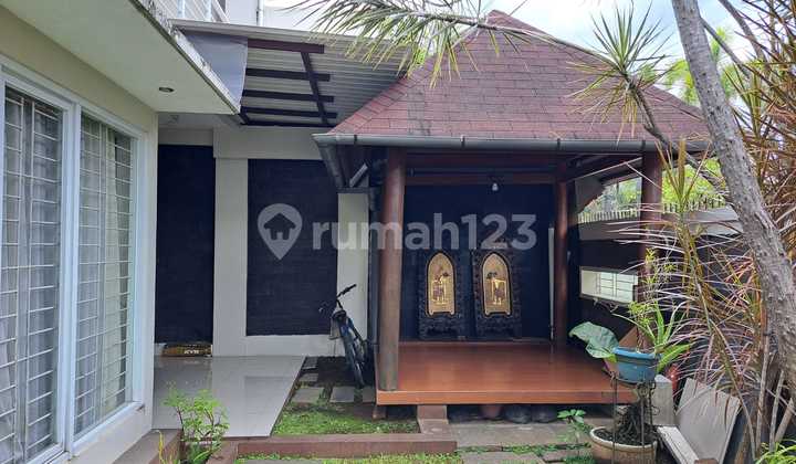 For Sale Well-Maintained Nice House in the City Center of Suryalaya, Bandung For Sale Well-Maintained Nice House in the City Center of Suryalaya, Bandung