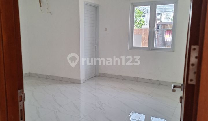 For Sale Well-Maintained Nice House in Pinus Regency Complex Bandung 2