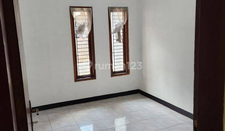 Rumah Siap Huni Cocok utk rumah tinggal atau kantor Di Buah Batu 1