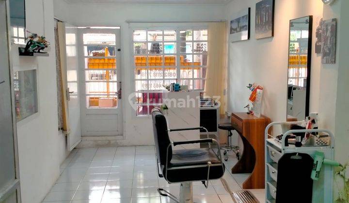 Dijual Tempat Usaha Lokasi Strategis di Jalan Kopo Bandung 2