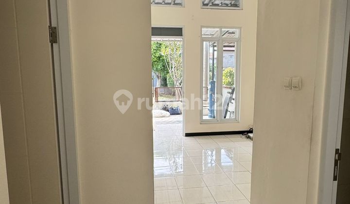 Dijual Rumah Minimalis Terawat di Taman kopo Indah Bandung 2