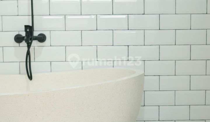 Dijual Rumah Villa Full Furnished di Kol Masturi Bandung 2