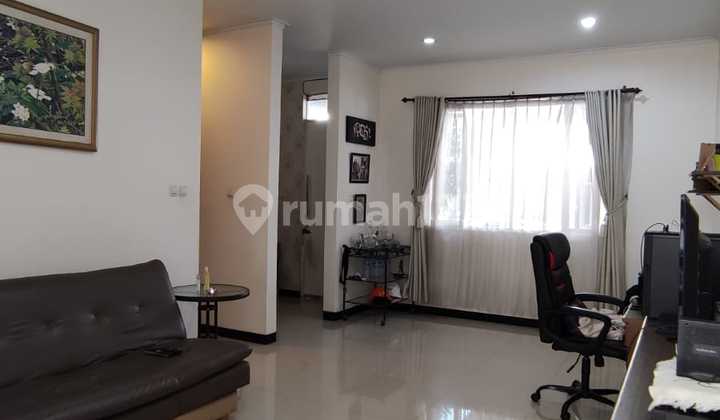 Dijual Rumah Bagus Siap Huni di Sommerville TKI 5 Bandung Dijual Rumah Bagus Siap Huni di Sommerville TKI 5 Bandung