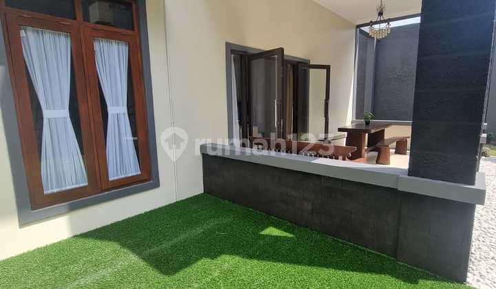 For Rent: Nice, Ready-to-Occupy House in Kota Baru Parahyangan, Bandung 2
