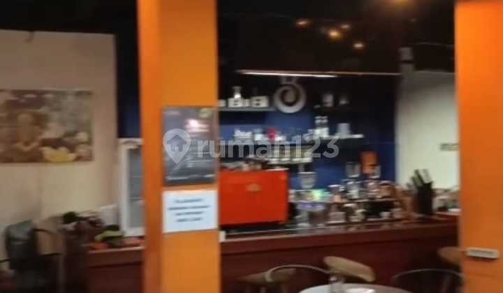 For Rent Commercial Space Good Strategic Location at Sayap Buah Batu