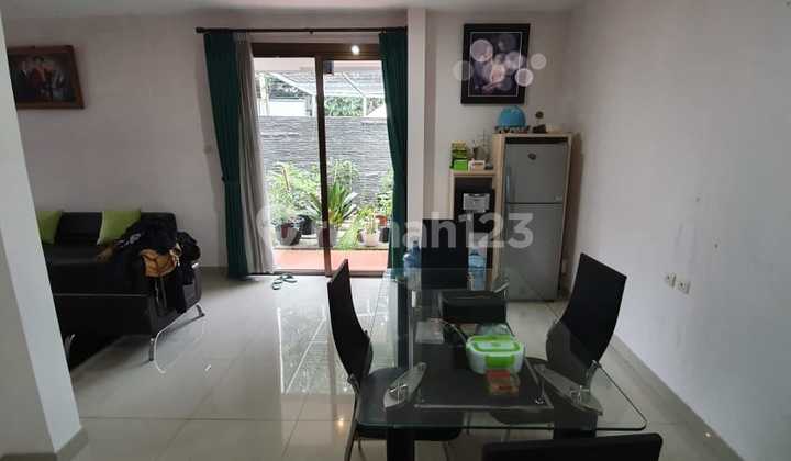 Disewakan Rumah Minimalis Bagus Terawat di Cigadung Bandung