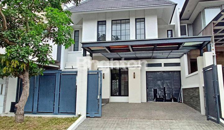 RUMAH MINIMALIS MODERN DI PERUMAHAN EKSKLUSIF ARAYA MALANG 1