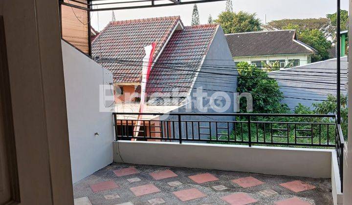 Rumah Minimalis Modern Terawat 2 Lantai Dekat Suhat 2