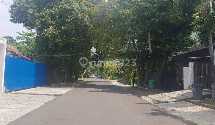 Rumah Tua Hitung Tanah Kebayoran Baru Jakarta Selatan  1