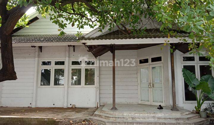 Disewakan Rumah Lokasi Strategis Area Kemang Selatan 1