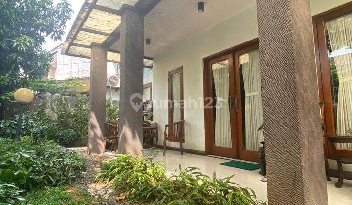 Rumah Bagus Unfurnished SHM di Pakubuwono, Jakarta Selatan 1