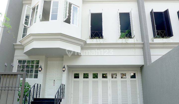 Rumah Baru Semi Furnished SHM Di, Kebayoran Baru, Jakarta Selatan 1