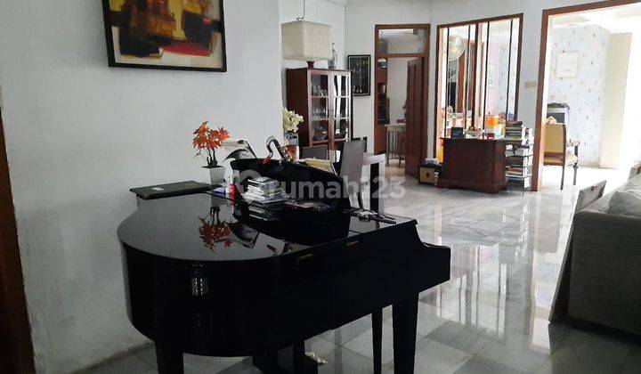 Rumah Bagus SHM di Jln Suren, Jakarta Selatan 2