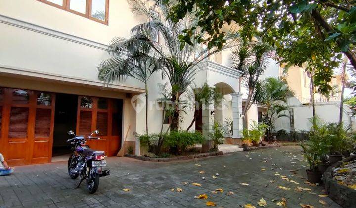 Rumah Bagus Siap Huni SHM di Kemang, Jakarta Selatan 1