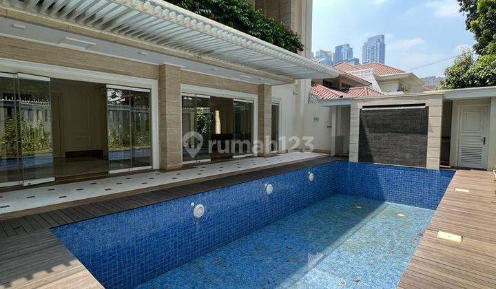 Rumah Baru Modern SHM di Kebayoran Baru, Jakarta Selatan 1