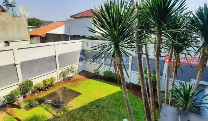 Rumah Bagus Turun Harga Cantik SHM Cilandak, Jakarta Selatan