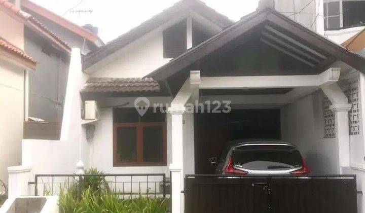 RUMAH ASRI NYAMAN DI ISTANA KAWALUYAAN 1