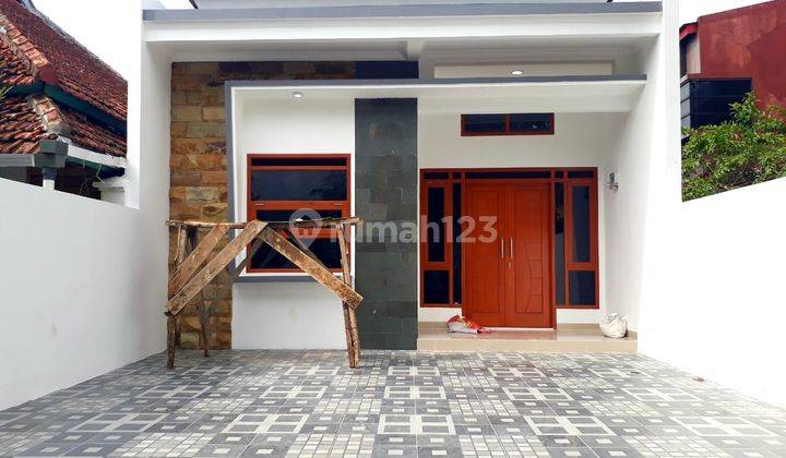 Rumah asri nyanan di ciskul arcamanik 2