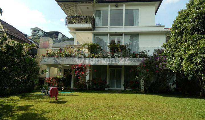 Rumah Villa Mewah d Resor Dago Pakar dkt Tahura Lembang Bandung 1