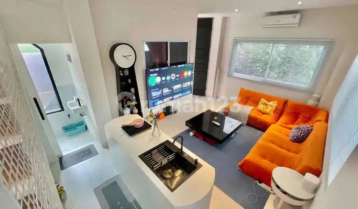 DIJUAL Rumah TOWNHOUSE FULLY FURNISHED di Cisitu Dago Bandung 2