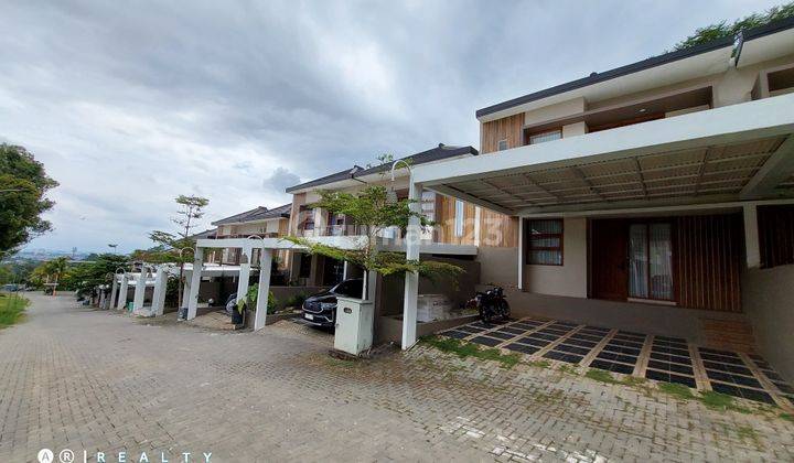 Rumah Siap Huni Bali Garden City View dkat Dago Resort Bandung