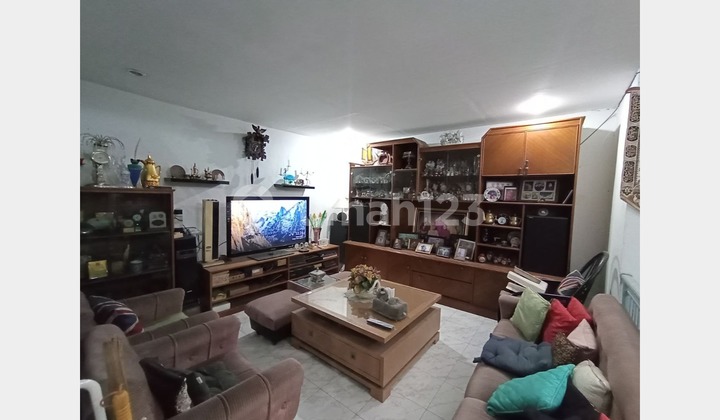 Dijual Hunian Asri di Komplek Kalijati Antapani Akses Jalan Cepat ke Arcamanik Bandung