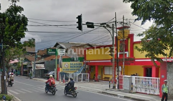 Rumah Diarea Strategis dan Komersial Jl. Holis Kota Bandung