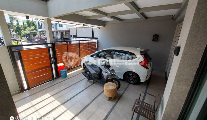 Rumah SHM Modern+Kolam Renang D Golf Barat Arcamanik Antapani Bdg 2